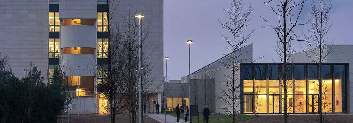 Filippo Taidelli – Architekt des Architekturbüros FTA in Zusammenarbeit mit Casalgrande Padana. Filippo Taidelli – Architekt des Architekturbüros FTA in Zusammenarbeit mit Casalgrande Padana.