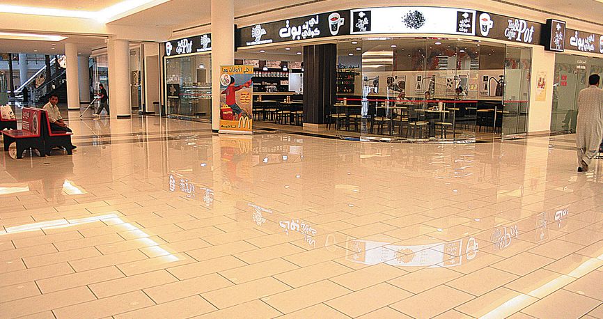 EINKAUFSZENTREN „GRANADA MALL“ EINKAUFSZENTREN „GRANADA MALL“
