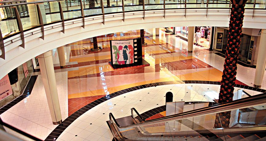 EINKAUFSZENTREN „GRANADA MALL“ EINKAUFSZENTREN „GRANADA MALL“