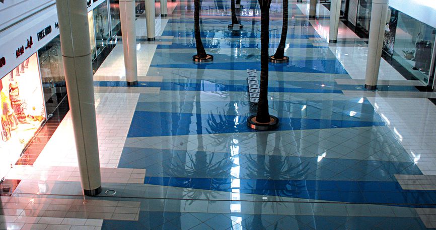EINKAUFSZENTREN „GRANADA MALL“ EINKAUFSZENTREN „GRANADA MALL“